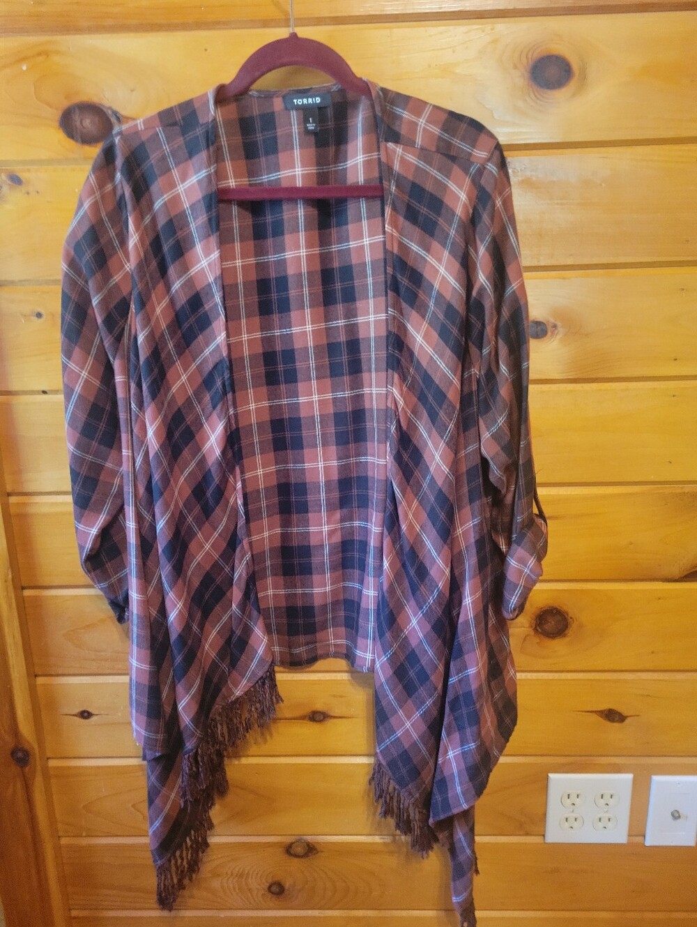 Plaid Shawl With Sleeves Size 1 Torrid